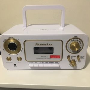 New Studebaker CD Player Color White and Gold
